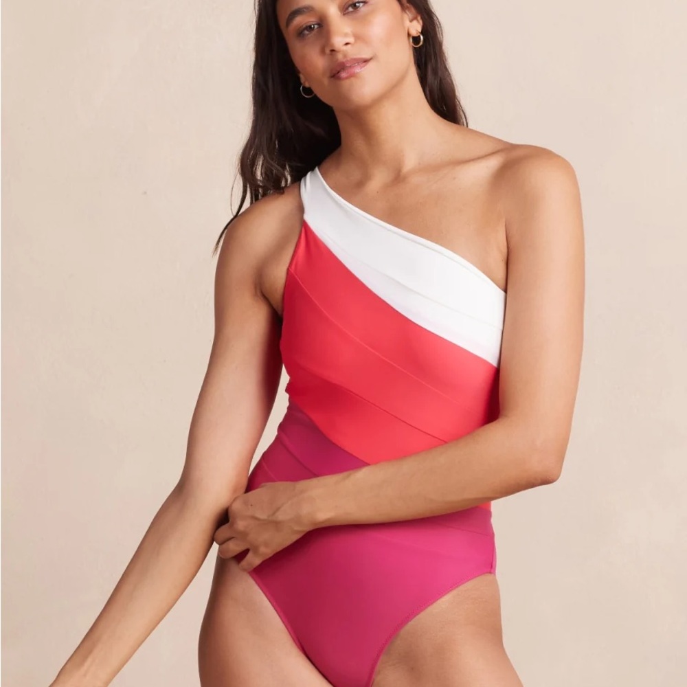 Summersalt Sidestroke One-Shoulder Swimsuit